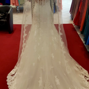 Im Geschäft Rücken