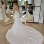 Avinia-2017-Brautkleid-Fit-and-Flair-von-hinten