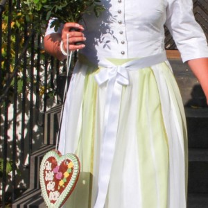 Brautkleid (3) Brautkleid (3)