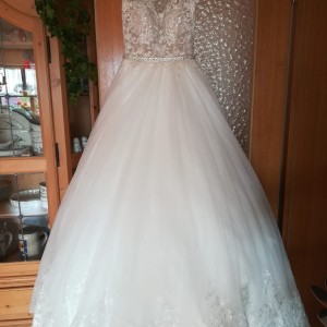 Brautkleid