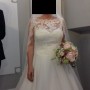 Kleid von vorne mit Schleier
