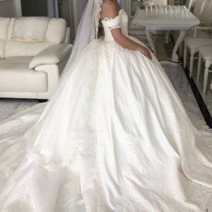 2BECCCAB-44DD-4652-BFD0-96EFFF242E8A